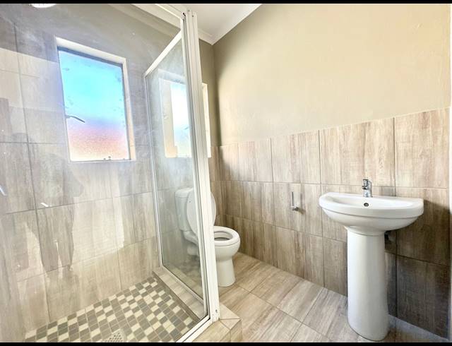 3 BEDROOM HOUSE FOR SALE IN IVY PARK